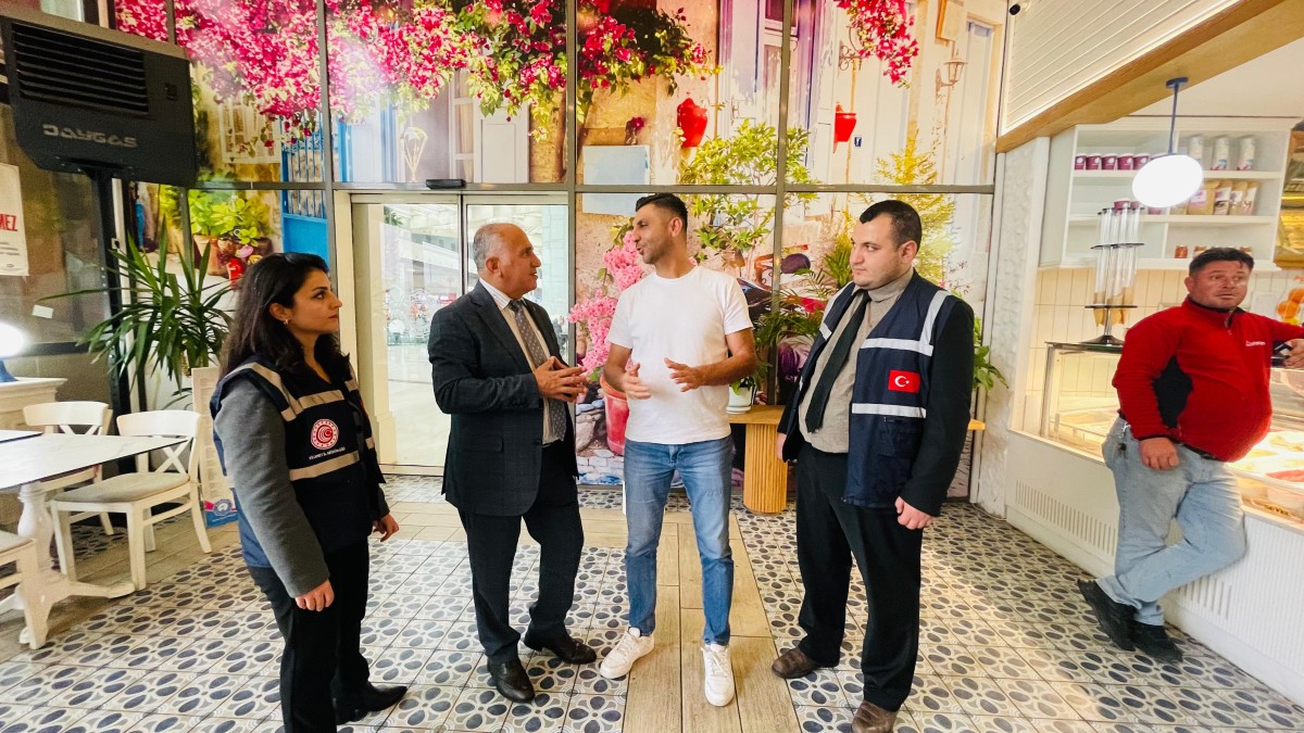 Ticaret İl Müdürlüğü’nden Erasta AVM’de Bilinçli Tüketim ve Mevzuat Bilgilendirmesi