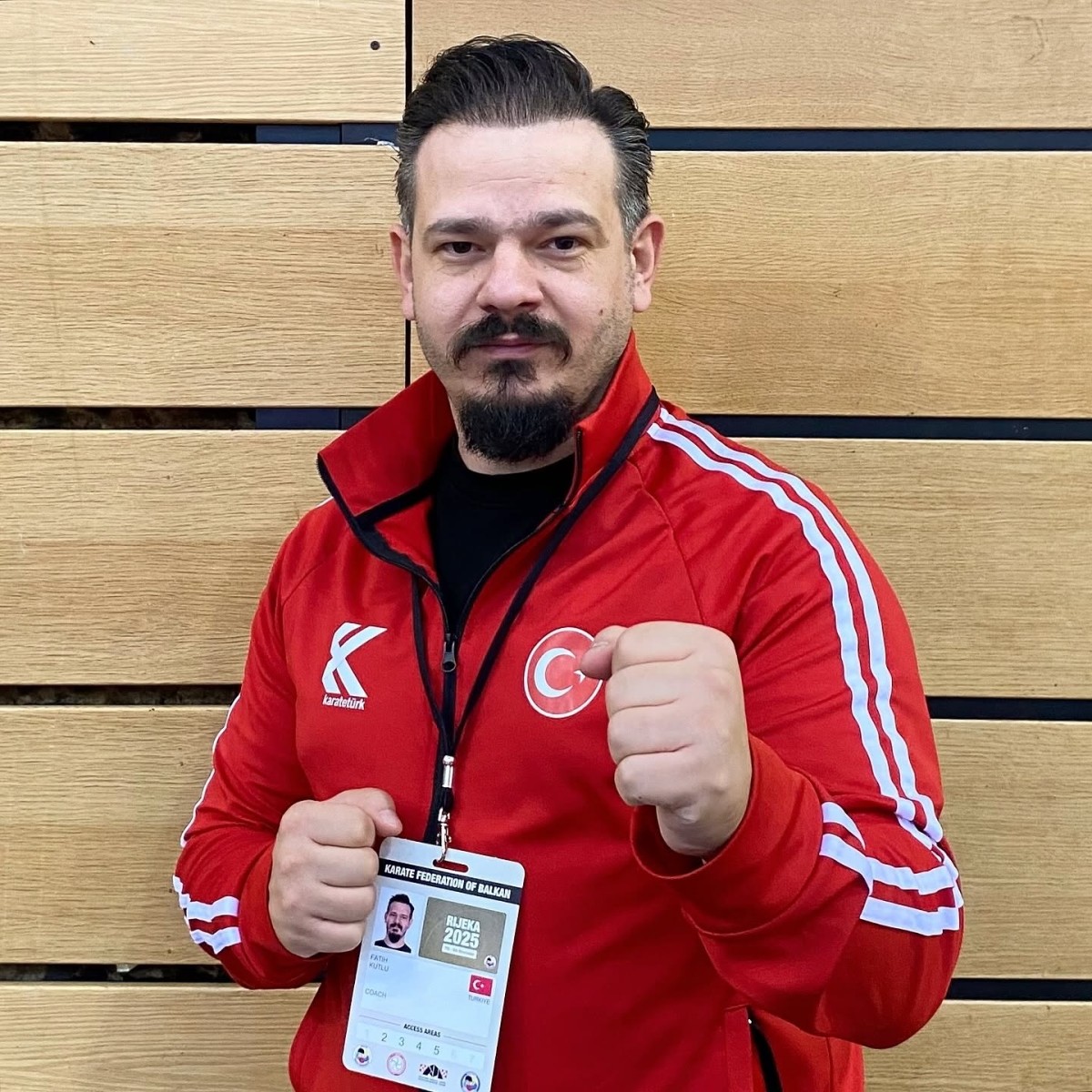Edirne Kutlu Spor Kulübü Karate Takımı Kırklareli’nden 14 Madalyayla Döndü